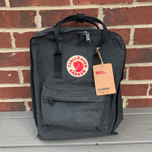 Fjallraven Handbags - Fjallraven Kanken Navy Backpack